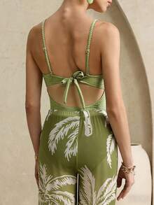 Swim Oasis Bộ đồ bơi hai mảnh dành cho nữ, kiểu dáng thường ngày, thích hợp cho kỳ nghỉ biển, gồm áo tắm một mảnh dây chéo đính đá và quần in họa tiết cây dừa ngẫu nhiên, phù hợp cho mùa xuân/hè. - Nhiều màu - Xem 2