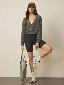 Eassivo 交叉裹身长袖落肩休闲宽松卫衣 - 深灰色 - 查看 5