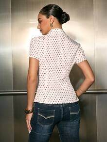 Betty Boop x SHEIN 女士波点卡通图案刺绣纽扣短袖衬衫 - 紅白色 - 查看 2