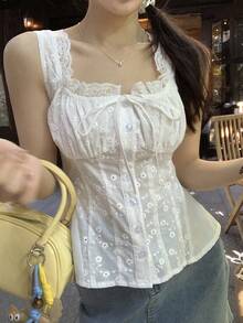 DAZY 女士蕾丝拼接休闲蝴蝶结无袖衬衫 - 白色 - 查看 2