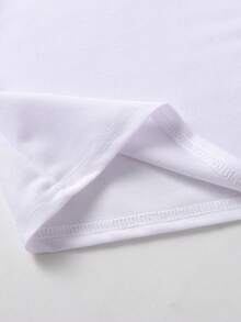 两件套男童休闲恐龙刺绣短袖polo衫，柔软舒适的恐龙刺绣短裤，配腰带，绅士风格，适合上学、休闲、度假、旅行、放松、日光浴、夏季等场合。 - 白色 - 查看 6