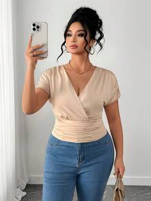 Elenzga Camiseta corta de punto de manga corta con cuello en V para mujer de talla grande, estilo minimalista - Caqui - Ver 1