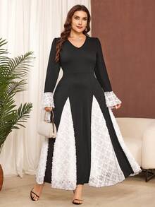 Modelyn Elegant Floral Patchwork Solid Color Knit Fabric Long Sleeve A-Line Plus Size Dress, Suitable For Daily Wear And Gatherings In Spring And Autumn - Black and White - View 4
