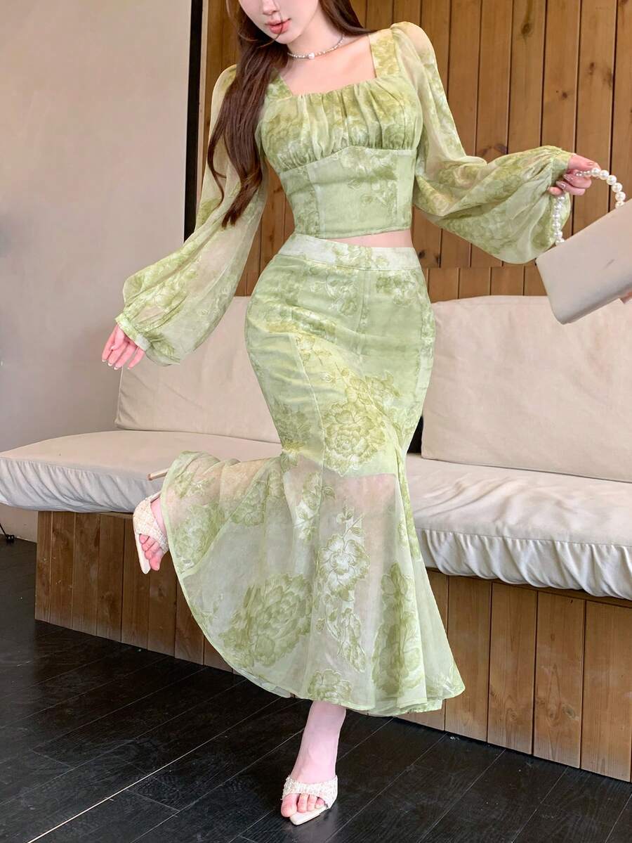 DAZY Women's Elegant Floral Print Square Neck Collar Lantern Sleeve Shirt And Skirt 2 Pieces Set, Spring/Summer - Green - View 1