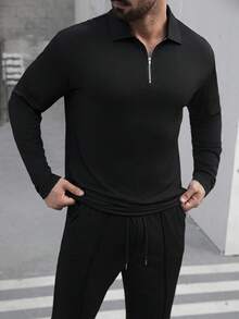 Manfinity Homme Bộ đồ nam gồm áo polo dài tay màu trơn và quần ống rộng có dây rút. - màu đen - Xem 5