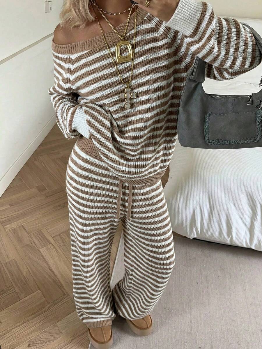 SHEIN EZwear Bộ áo dài tay in sọc và quần ống rộng buộc nút, kiểu dáng thường ngày. - Màu Khaki - Xem 1