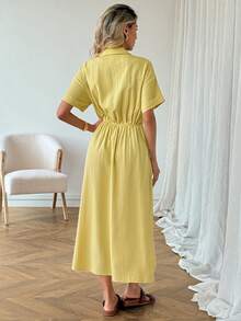 SHEIN LUNE Đầm ngắn tay xếp ly màu trơn dáng ôm dành cho nữ, trang phục cơ bản hàng ngày cho mùa xuân/hè. - Màu vàng ngỗng - Xem 2