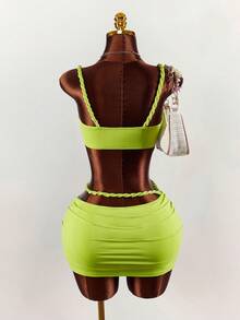 Amplova Bộ đồ 2 món gợi cảm dành cho nữ: Áo croptop xếp ly màu xanh neon và chân váy mini ôm sát xếp ly. - màu xanh lá - Xem 2