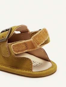 Cozy Pixies 一双时尚纯色基础款可爱圆头婴儿包头公主鞋，田园风格软底舒适轻便婴儿凉鞋