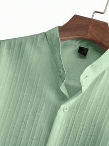 Manfinity Homme 2pcs Men Casual Solid Color Textured Short Sleeve Shirt And Drawstring Waist Loose Straight-Leg Pant Set,Men Two Pieces Outfits,Fall And Winter Men Clothes,White Set - Green - View 3