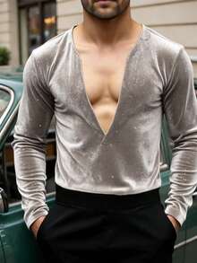 Manfinity AFTRDRK 男士性感深V领长袖天鹅绒植绒T恤，秋季款