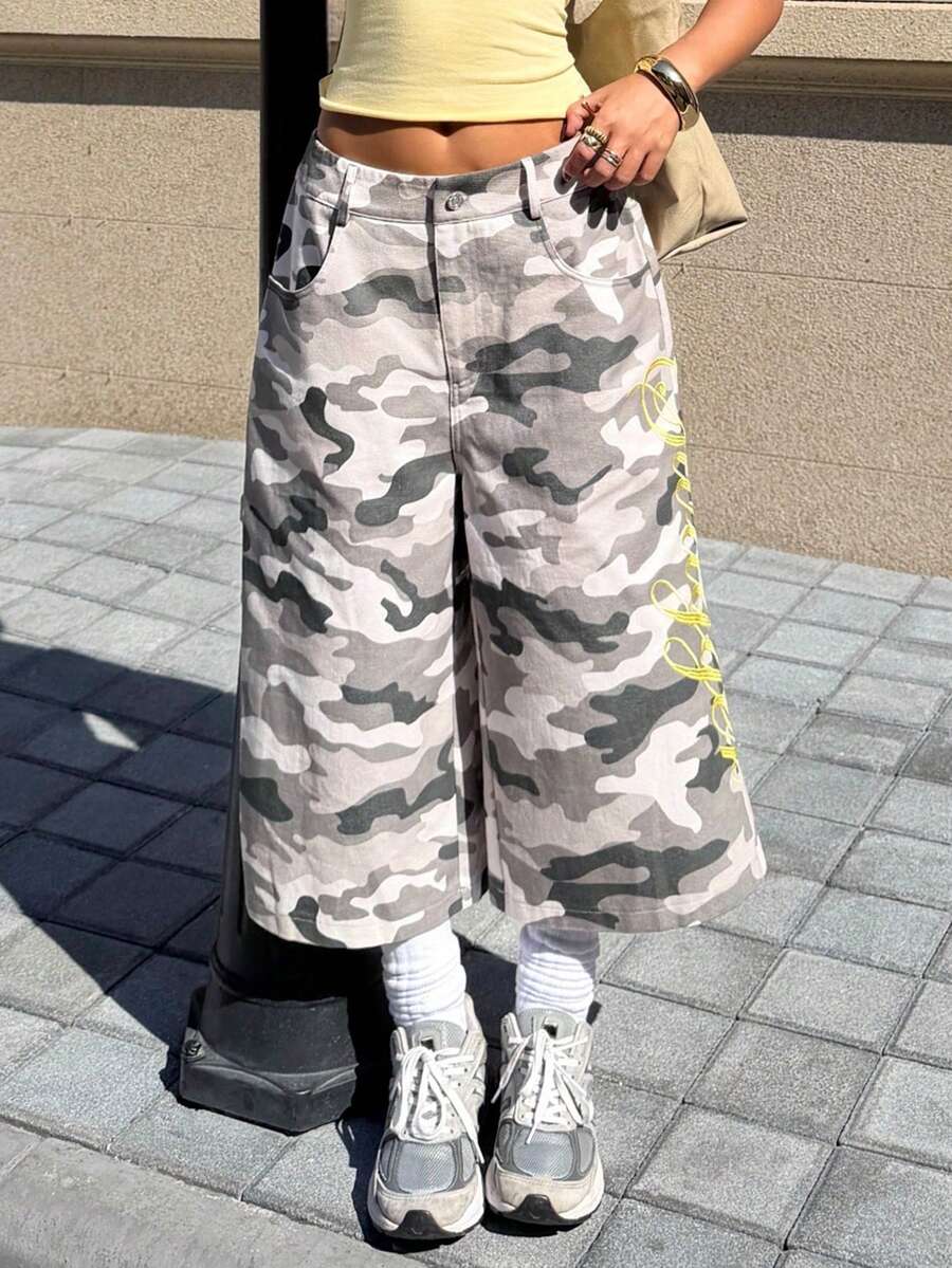 Muchica Women's Camouflage Pattern Embroidered Letter Decor Loose 3/4 Pants For Going Out, Streetwear, Y2K, Spring/Summer - Multicolor - View 1