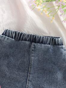 SHEIN Vintaside Kids Bộ 2 món cho bé gái mùa hè & thu, kiểu dáng thường ngày, trang trí nơ, gồm áo tay ngắn và quần short jeans. - Hồng - Xem 7