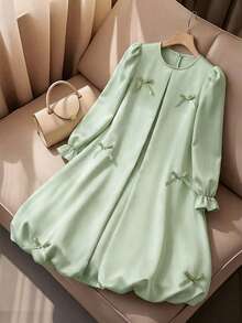 SHEIN 女童优雅奢华甜美蝴蝶结装饰圆领灯笼袖A字连衣裙 - 綠色 - 查看 3