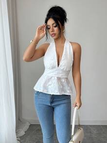 Elenzga 这款女士优雅露背深V领褶皱刺绣吊带上衣，采用收腰设计和深V领口，凸显身材曲线，尽显精致优雅。适合多种场合，从正式工作装扮和通勤装扮，到性感浪漫的法式风情、休闲外出、度假、中东复古主题活动、温馨的下午茶聚会、魅力四射的派对，以及新年、感恩节和圣诞节庆祝活动，都能轻松驾驭。 - 白色 - 查看 7