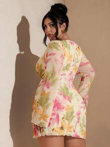 SHEIN BAE 大码女式长袖迷你连衣裙，秋冬款 - 米色 - 查看 2