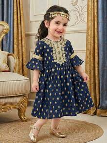 SHEIN 可爱优雅的宫廷风波点金色丝带装饰短袖连衣裙 - 彩色 - 查看 2