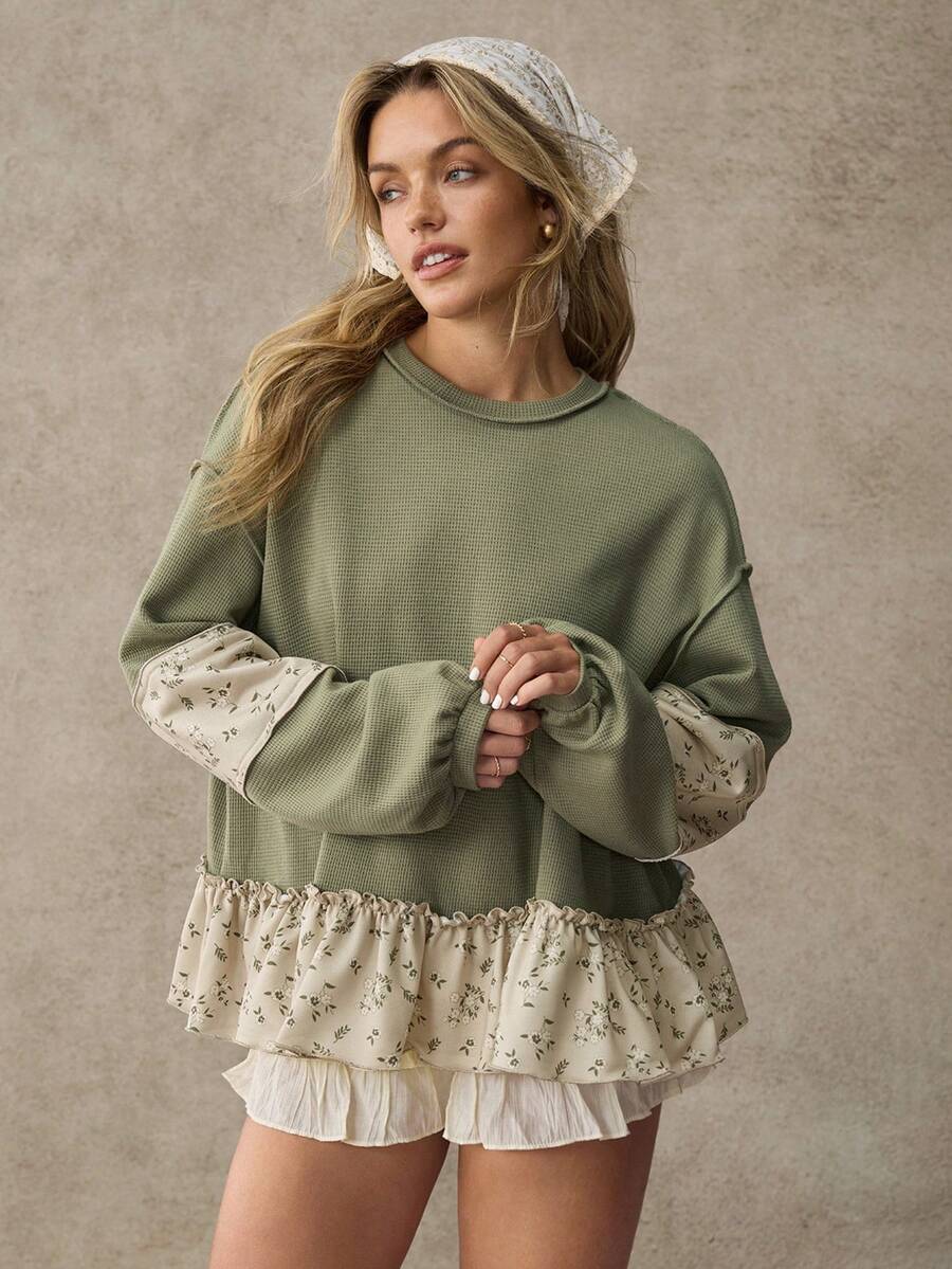 WESTFADE Áo nỉ dáng rộng, cổ tròn, tay phồng, xếp ly, họa tiết hoa ghép mảnh, dệt kim kiểu waffle.