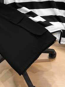 SHEIN Set de 2 piezas para adolescentes varones: Camiseta de manga corta con cuello redondo y pantalones cortos cargo a rayas elásticos, adecuado para ir y venir, la escuela, uso casual diario, deportes, primavera/verano - Negro - Ver 7