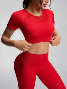 Innovista Women's Backless Short Sleeve Cropped T-Shirt And Leggings Sports Suit Seamless Set 2PCS Red Short Sleeve Crop Top, Removable Pads + High Waist Leggings, Breathable Mesh Knit, Open Back Cutout, Booty Lift Sculpting Stretch | Gym HIIT Yoga Pilates | Conjunto Sin Costuras Rojo Copas Removibles Espalda Abierta |  Conjunto Sem Costura Vermelho Bojo Removível | Gymtok Athleisure