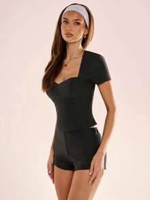Avenya Set de 2 piezas, camisa con cuello de corazón de diamante y pantalones cortos - Negro - Ver 1
