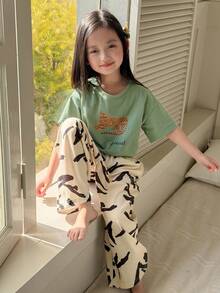 Dazy Kids 女童虎纹短袖T恤和裤子睡衣套装 - 綠色 - 查看 7