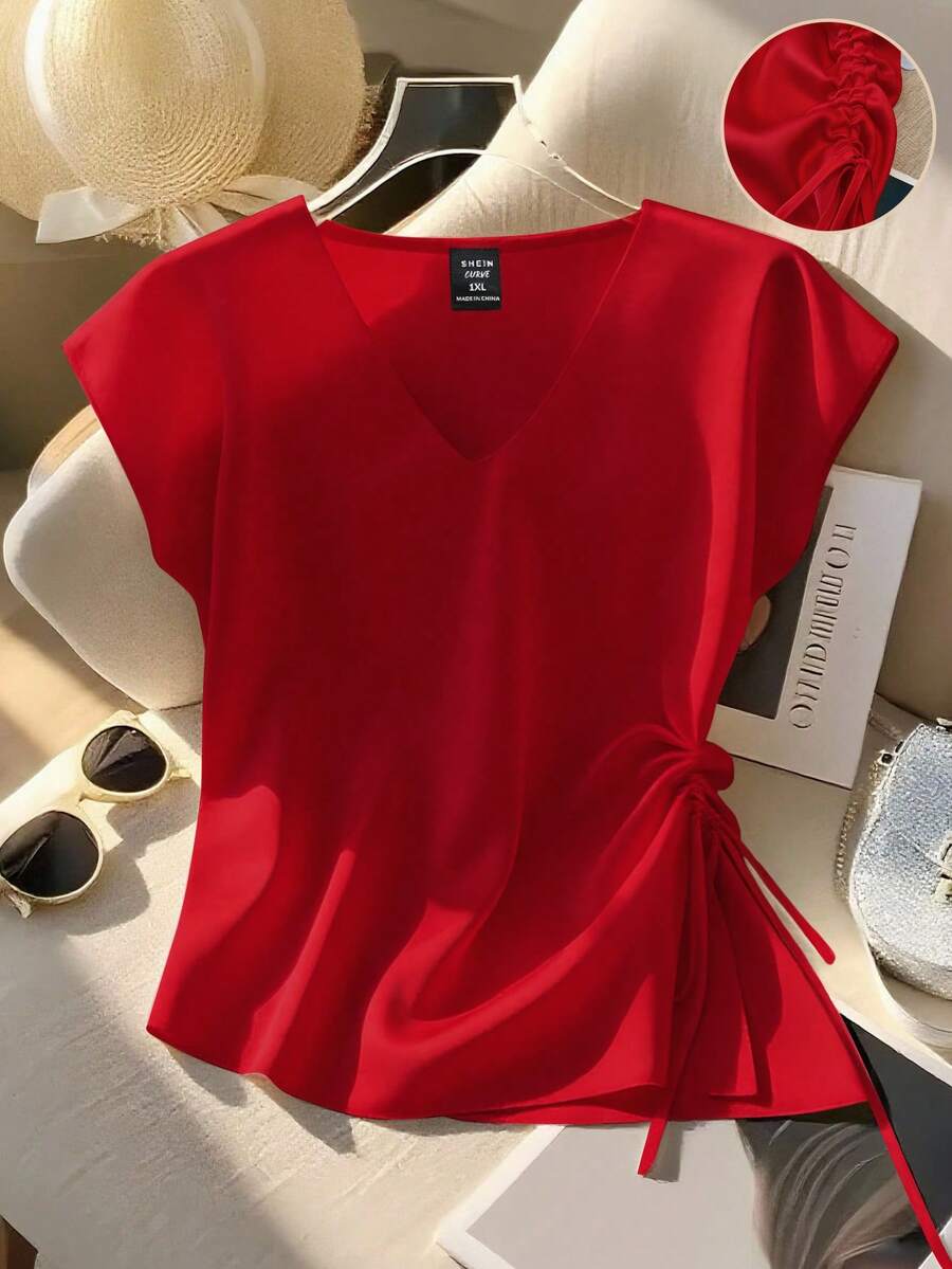 GlowEve CURVE 大码女式缎面V领褶皱收腰短袖衬衫 - 紅色 - 查看 1