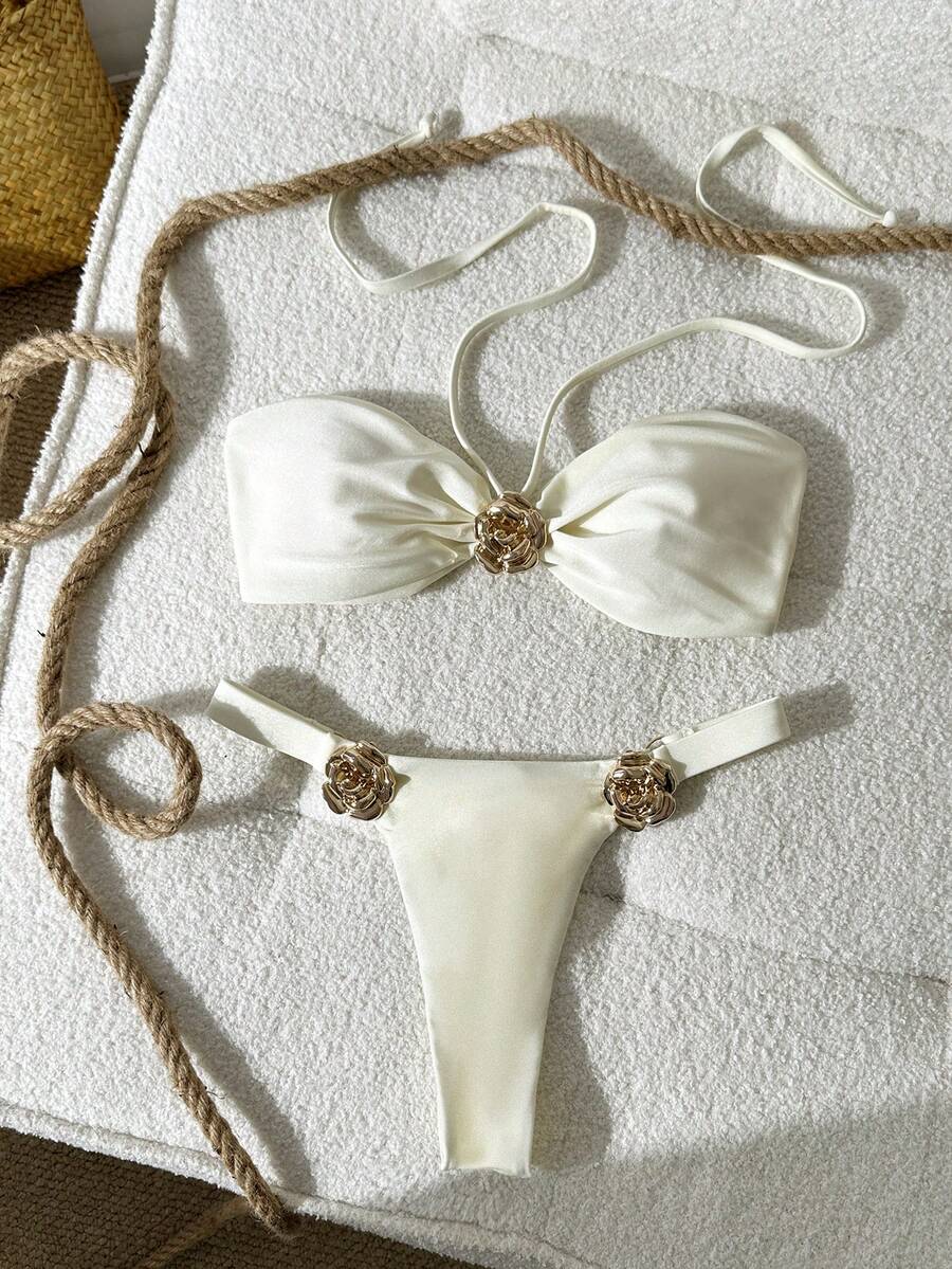 Swim Chiccia 女士纯色无肩带花卉金属装饰比基尼套装，春夏款 - 米色 - 查看 1