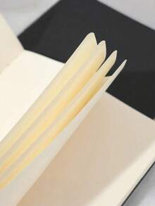 3本A5空白硬纸板黑色笔记本，迷你简约风格，适用于学校、办公室、写作、素描等，每本36张（72页），便携式笔记本，适合学生和专业人士使用。 - 黑色 - 查看 3