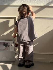 DAZY 两件套幼儿男童纯色休闲无袖背心上衣和裙子套装 - 灰色 - 查看 2