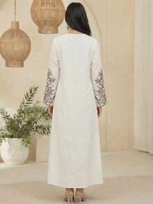 Jalabiya floral pour adolescente, robe arabe vintage élégante à fleurs brodées, robe longue à manches longues minimaliste et traditionnelle pour adolescentes, convient pour le printemps/l'été, robe longue à manches longues élégante et modeste, abaya de prière, confort facile, tenue décontractée, vibrations de vacances, caftan modeste, jalabiya pour adolescente, jalabiya pour adolescentes