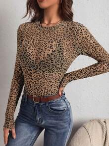 SHEIN PETITE CURVE 大码女式豹纹透视圆领长袖上衣 - 卡其色 - 查看 5