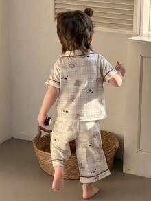 DAZY Set de pijama de 2 piezas con camisa de manga larga con cuello vuelto y pantalones con estampado de dibujos animados para niños pequeños - Beis - Ver 4