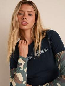 Easelle 女士休闲时尚街头迷彩字母印花拼接修身短款上衣，春秋季 - 寶藍色 - 查看 5