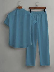 Manfinity Homme 2pcs Men Casual Solid Color Textured Short Sleeve Shirt And Drawstring Waist Loose Straight-Leg Pant Set,Men Two Pieces Outfits,Fall And Winter Men Clothes,White Set - Dusty Blue - View 2