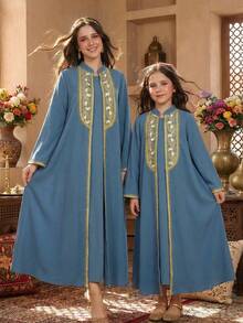 SHEIN Bộ 2 áo Abaya kiểu Ả Rập truyền thống dành cho thiếu nữ, tay dài, dáng xòe, thêu và viền vàng, độ dày vừa phải, thích hợp mặc hàng ngày vào mùa xuân và mùa thu. - Màu xanh bụi bặm - Xem 7