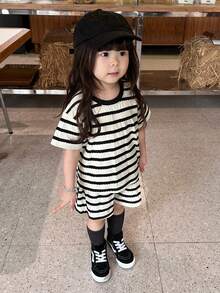 DAZY 2pcs/Set Baby Girl Round Neck Striped Korean Style Short Sleeve T-Shirt And Shorts Set Summer Baby Girls Clothes - Black and White - View 7