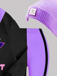 一套女童休闲卡通图案紫色和黑色撞色长袖圆领连帽卫衣和修身裤套装，适合春、秋、冬季外出穿着，韩流风格