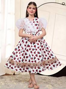 SHEIN Robe mi-longue pour jeune fille en mousseline de soie à fleurs marguerite, col croisé en V, manches bouffantes, taille à franges. Convient pour les voyages, les vacances, le style campagnard, les lieux de villégiature décontractés, le style bohème. Assortie aux tenues de sœur et fille.