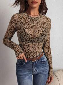 SHEIN PETITE CURVE 大码女式豹纹透视圆领长袖上衣 - 卡其色 - 查看 4