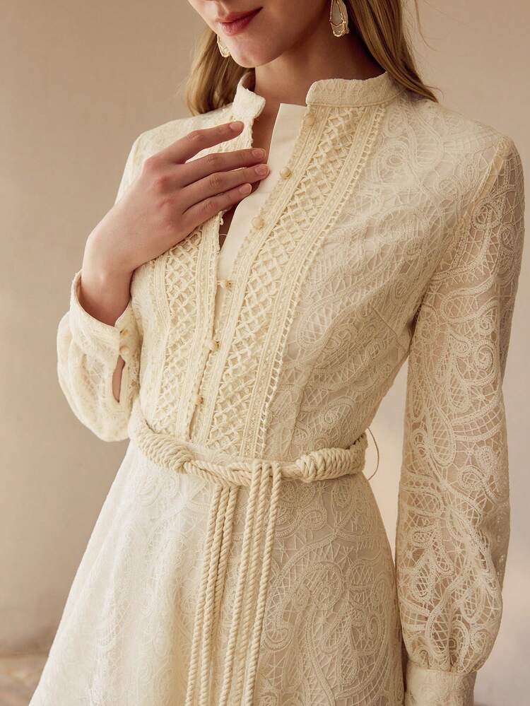 VESTIDO ELEGANTE DE ENCAJE Y PARCHES DE LONGITUD MEDIA PARA MUJER