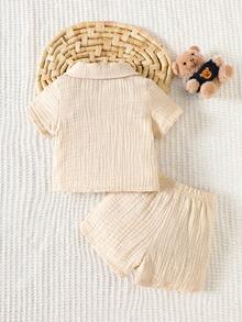 SHEIN 两件套，新生儿春夏休闲风，小熊图案印花上衣和小熊图案印花短裤 - 杏色 - 查看 3