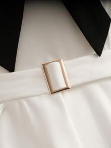 Franclia 女士白色黑色蝴蝶结前系带裹腰喇叭下摆休闲衬衫，适合日常穿着、通勤、下午茶和约会。