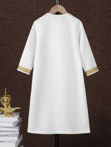 SHEIN 两件套男童中东休闲纯色金色缎带背心立领半开襟长袍套装，适合秋季、春季、夏季穿着，适合户外玩耍、上学、街头摄影、派对、节日聚会、斋月长袍等场合。 - 白色 - 查看 2