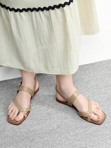 CUCCOO BIZCHIC Giày sandal đế bằng thời trang nữ, kiểu dáng thường ngày, đa năng, phù hợp cho đi du lịch, đi làm, đi biển. - Màu be - Xem 4
