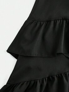 SHEIN Serisse Kids 少女杏色胸部褶皱多层不对称吊带腰身优雅连衣裙，法式仙女裙，春季郊游，情人节，生日派对，圣诞派对，情人节，女孩优雅黑色连衣裙，少女短款吊带优雅连衣裙，少女荷叶边连衣裙 - 黑色 - 查看 5