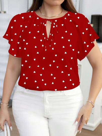 SHEIN Clasi Valentine's Day Casual Minimalist Heart & Ditsy Floral Loose Fit Round Neck Short Sleeve Plus Size Shirt, Suitable For Autumn/Winter