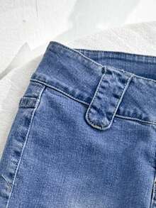 Comfortcana 女士休闲日常破洞牛仔七分裤，侧开衩设计，适合夏季、春季、嘉年华、沙滩度假等场合，百搭休闲高腰七分牛仔裤，纽扣门襟设计 - 中等水洗藍 - 查看 7