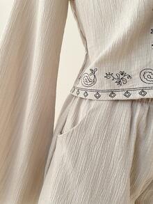 SHEIN EZwear Summer Outfit 2pcs Set: Light Apricot V-Neck Embroidered Twist Front Long Sleeve Top And Slant Pocket Shorts - Apricot - View 6