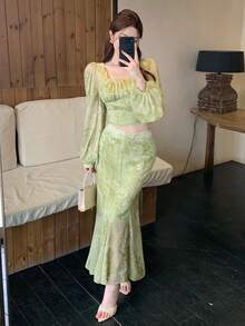 DAZY Women's Elegant Floral Print Square Neck Collar Lantern Sleeve Shirt And Skirt 2 Pieces Set, Spring/Summer - Green - View 6